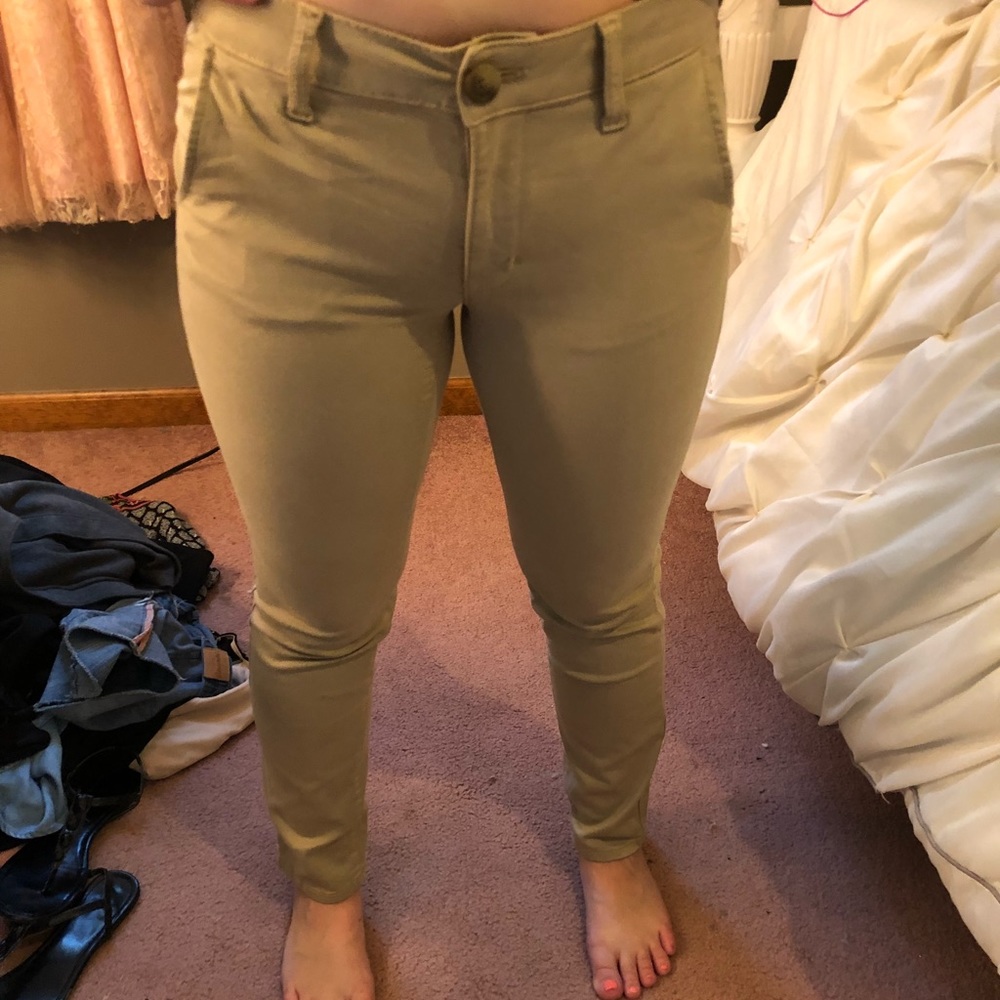 Super cute tan skinny jeans